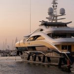 Elite Yacht Charter Policies: What High-End Boat Owners & Charterers *Actually* Need to Know