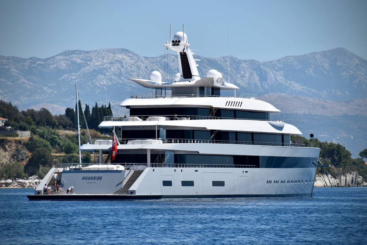 Moonrise, the 100mt superyacht made in the Netherlands. Looks smaller than it actually is from this angle.