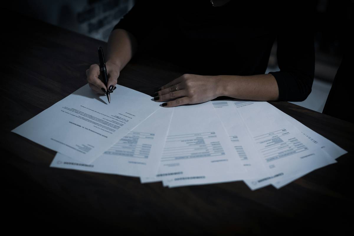 What Every Yacht Charterer Gets Wrong About Charter Insurance Coverage